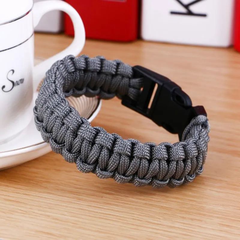 Men's New Survival Paracord Bracelet For Men Outdoor Camping Hiking Buckle Wristband